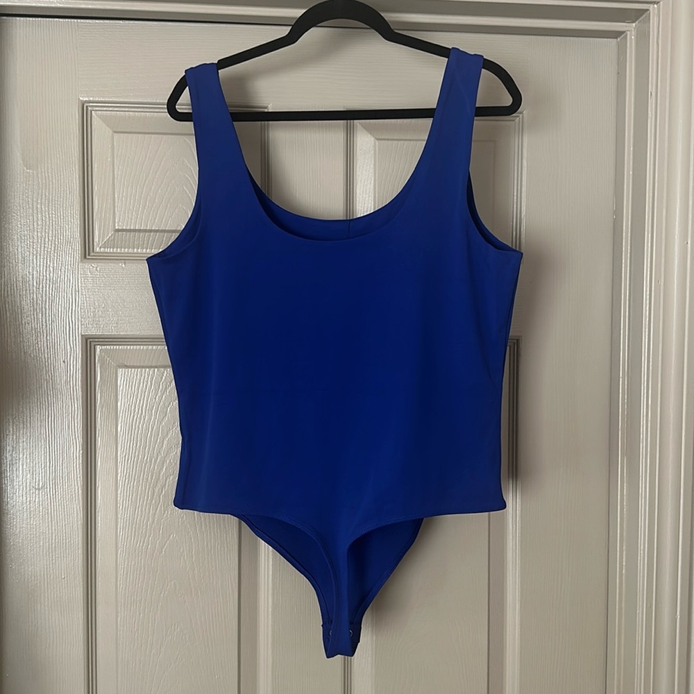 Express | Body Contour Bodysuit - Picture 7 of 7